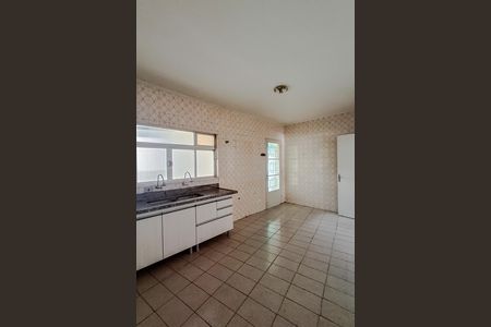 Casa para alugar com 125m², 2 quartos e 1 vaga Casa para alugar com 125m², 2 quartos e 1 vagaCozinha