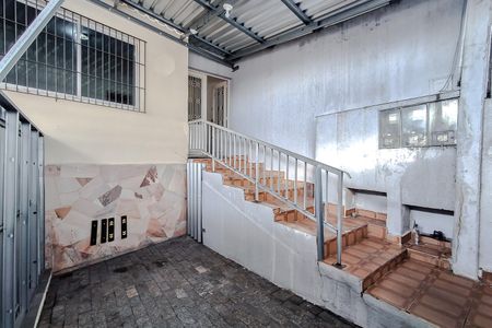 Casa para alugar com 125m², 2 quartos e 1 vaga Casa para alugar com 125m², 2 quartos e 1 vagaGaragem