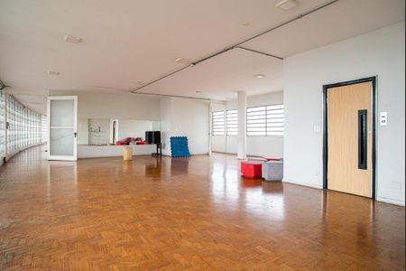 Apartamento à venda com 52m², 1 quarto e sem vagaÁrea comum - Salão de festas