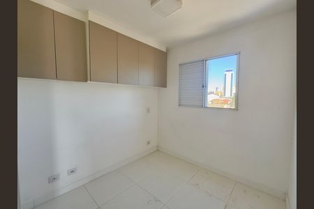 Quarto 1 de apartamento para alugar com 3 quartos, 60m² em Jardim Madeirense, Guarulhos