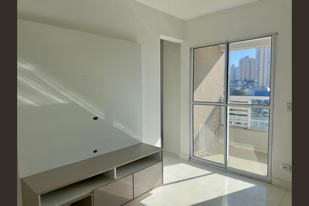 Sala de apartamento para alugar com 3 quartos, 60m² em Jardim Madeirense, Guarulhos