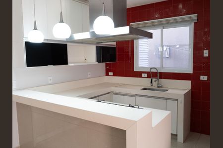 Casa de condomínio para alugar com 300m², 4 quartos e 2 vagas
