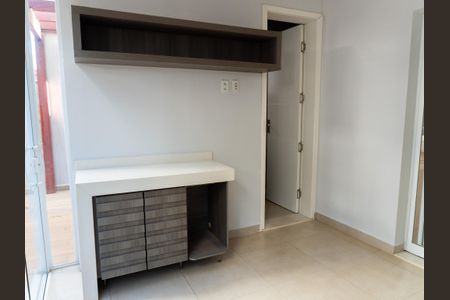 Casa de condomínio para alugar com 300m², 4 quartos e 2 vagas
