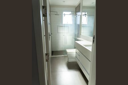Casa de condomínio para alugar com 300m², 4 quartos e 2 vagas