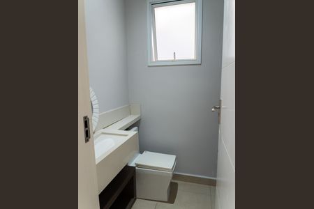 Casa de condomínio para alugar com 300m², 4 quartos e 2 vagas