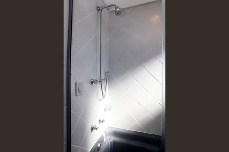 Apartamento à venda com 180m², 4 quartos e 3 vagasBanheiro 1 Quarto Suíte