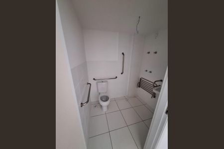 Banheiro de apartamento à venda com 1 quarto, 41m² em Irajá, Rio de Janeiro