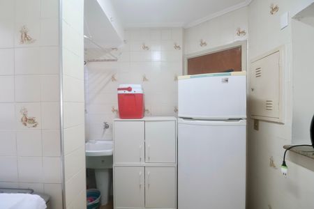 Área de Serviço de apartamento para alugar com 2 quartos, 70m² em Balneario Cidade Atlantica, Guarujá