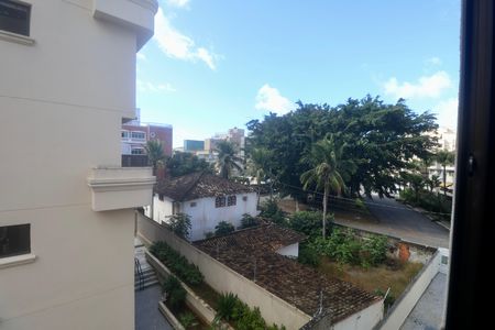 Vista de apartamento para alugar com 2 quartos, 70m² em Balneario Cidade Atlantica, Guarujá