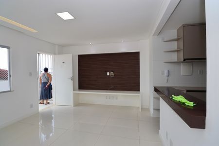Apartamento para alugar com 70m², 3 quartos e sem vaga Apartamento para alugar com 70m², 3 quartos e sem vagaSala