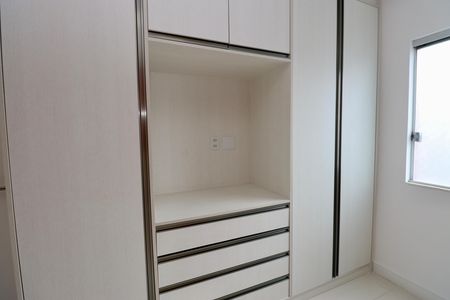 Quarto 1 de apartamento para alugar com 3 quartos, 70m² em Cabula Vi, Salvador