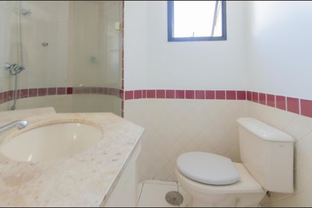 Apartamento para alugar com 87m², 2 quartos e 2 vagas Apartamento para alugar com 87m², 2 quartos e 2 vagasBanheiro da Suíte 1
