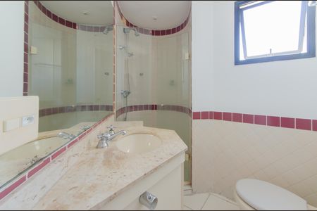 Apartamento para alugar com 87m², 2 quartos e 2 vagas Apartamento para alugar com 87m², 2 quartos e 2 vagasBanheiro da Suíte 1