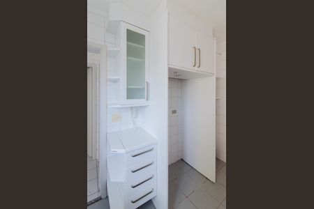 Apartamento para alugar com 87m², 2 quartos e 2 vagas Apartamento para alugar com 87m², 2 quartos e 2 vagasCozinha