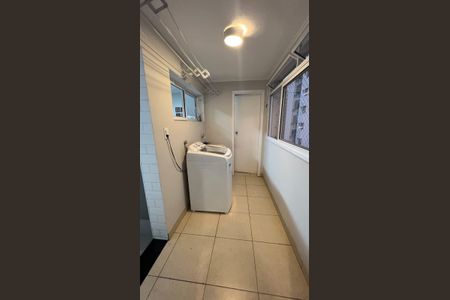 Apartamento à venda com 111m², 1 quarto e 1 vaga Apartamento à venda com 111m², 1 quarto e 1 vagaÁrea de Serviço