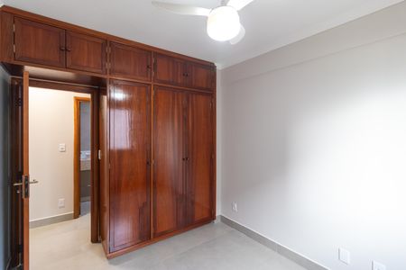 Apartamento à venda com 94m², 3 quartos e 2 vagas Apartamento à venda com 94m², 3 quartos e 2 vagasQuarto 02