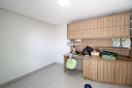 Casa para alugar com 186m², 4 quartos e 3 vagasQuarto 5 - Edícula