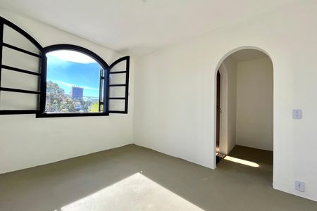 Casa para alugar com 184m², 3 quartos e 3 vagas Casa para alugar com 184m², 3 quartos e 3 vagasSuite 3