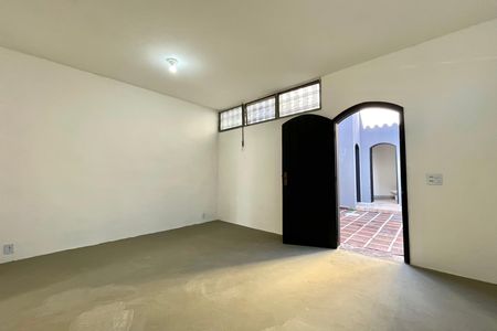 Casa para alugar com 184m², 3 quartos e 3 vagas Casa para alugar com 184m², 3 quartos e 3 vagasCozinha