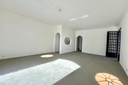 Casa para alugar com 184m², 3 quartos e 3 vagas Casa para alugar com 184m², 3 quartos e 3 vagasSala