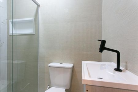 Apartamento para alugar com 45m², 2 quartos e 1 vaga Apartamento para alugar com 45m², 2 quartos e 1 vagaBanheiro