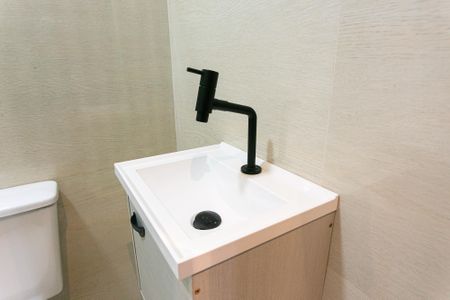 Apartamento para alugar com 45m², 2 quartos e 1 vaga Apartamento para alugar com 45m², 2 quartos e 1 vagaBanheiro
