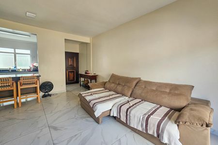 Apartamento para alugar com 3 quartos, 120m² em Jardim Praiano, Guarujá