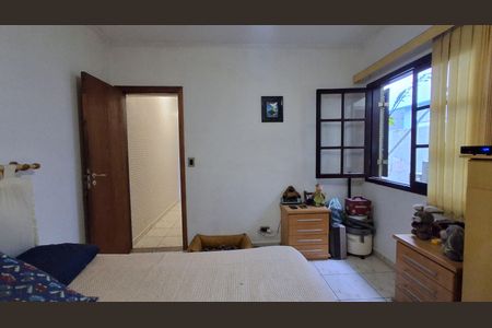 Casa à venda com 133m², 2 quartos e 2 vagasSuíte 