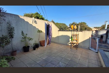 Área de Serviço  de casa à venda com 2 quartos, 133m² em Jardim Sao Caetano, São Caetano do Sul