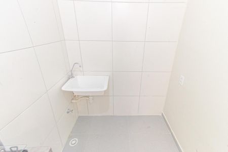 Apartamento para alugar com 35m², 2 quartos e sem vaga Apartamento para alugar com 35m², 2 quartos e sem vagaCozinha e Área de Serviço