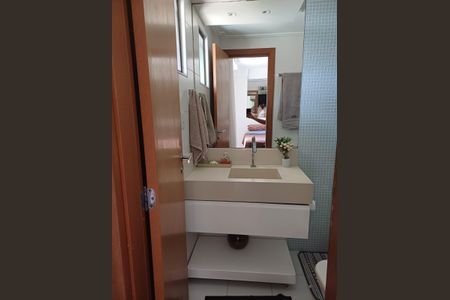 Apartamento para alugar com 110m², 3 quartos e 2 vagas Apartamento para alugar com 110m², 3 quartos e 2 vagasBanheiro