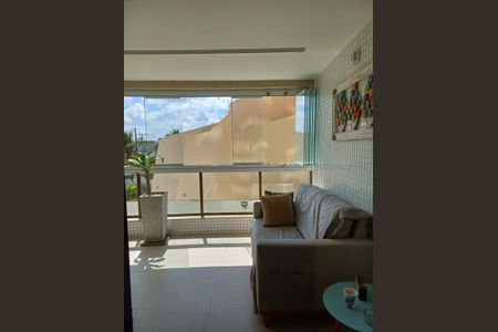 Sala de apartamento para alugar com 3 quartos, 110m² em Jardim Armação, Salvador