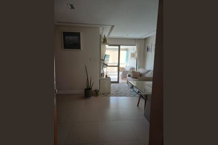 Sala de apartamento para alugar com 3 quartos, 110m² em Jardim Armação, Salvador