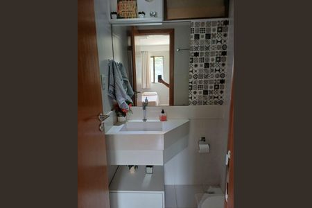 Apartamento para alugar com 110m², 3 quartos e 2 vagas Apartamento para alugar com 110m², 3 quartos e 2 vagasBanheiro