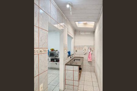 Casa à venda com 100m², 2 quartos e 2 vagas Casa à venda com 100m², 2 quartos e 2 vagasÁrea de serviço