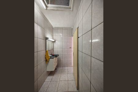 Banheiro social  de casa à venda com 2 quartos, 100m² em Vila Nova Mazzei, São Paulo