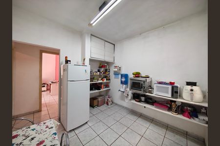 Casa à venda com 100m², 2 quartos e 2 vagas Casa à venda com 100m², 2 quartos e 2 vagasCozinha