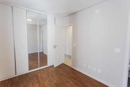 Apartamento para alugar com 125m², 2 quartos e 3 vagas Apartamento para alugar com 125m², 2 quartos e 3 vagasSuíte