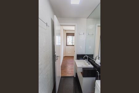 Apartamento para alugar com 125m², 2 quartos e 3 vagas Apartamento para alugar com 125m², 2 quartos e 3 vagasBanheiro da Suíte
