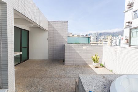 Apartamento para alugar com 125m², 2 quartos e 3 vagas Apartamento para alugar com 125m², 2 quartos e 3 vagasCobertura