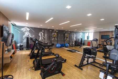 Apartamento para alugar com 125m², 2 quartos e 3 vagas Apartamento para alugar com 125m², 2 quartos e 3 vagasÁrea comum - Academia