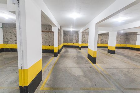 Apartamento para alugar com 125m², 2 quartos e 3 vagas Apartamento para alugar com 125m², 2 quartos e 3 vagasGaragem