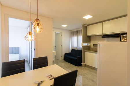 Apartamento para alugar com 28m², 1 quarto e 1 vaga Apartamento para alugar com 28m², 1 quarto e 1 vagaSala/Cozinha
