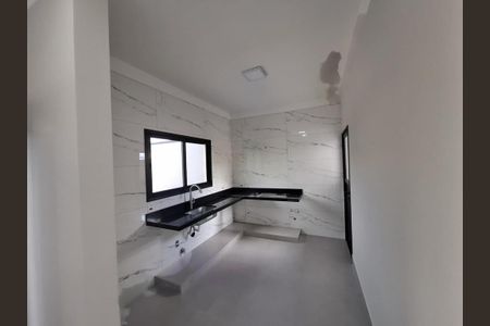 Casa à venda com 92m², 3 quartos e 2 vagas