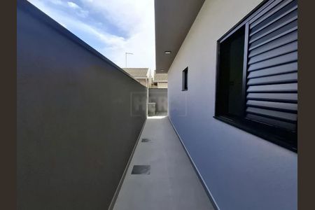 Casa à venda com 92m², 3 quartos e 2 vagas