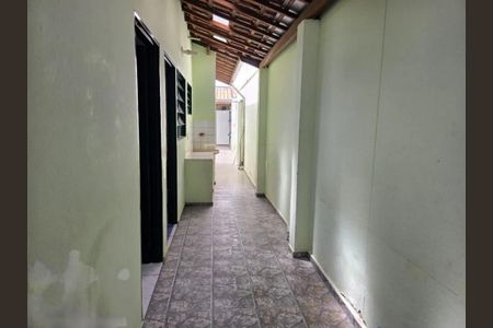 Casa à venda com 110m², 2 quartos e 2 vagas