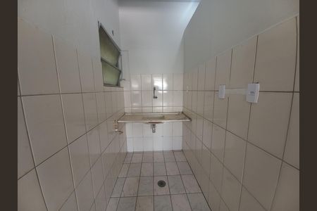 Cozinha de kitnet/studio para alugar com 1 quarto, 46m² em Santa Ifigênia, São Paulo