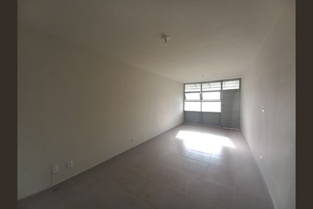 Sala/Quarto de kitnet/studio para alugar com 1 quarto, 46m² em Santa Ifigênia, São Paulo