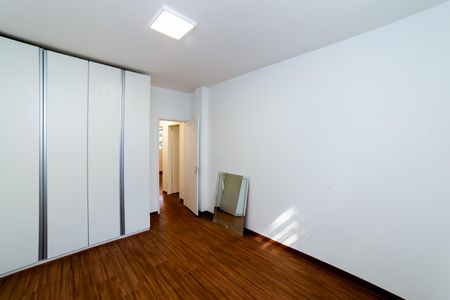 Apartamento à venda com 100m², 3 quartos e 1 vaga Apartamento à venda com 100m², 3 quartos e 1 vagaQuarto 1