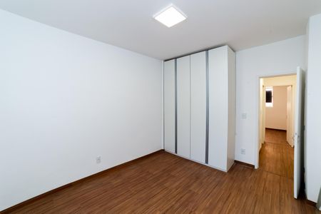 Apartamento à venda com 100m², 3 quartos e 1 vaga Apartamento à venda com 100m², 3 quartos e 1 vagaQuarto 1